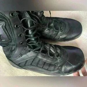 VIKTOS STRIFE WATERPROOF MEN'S BOOTS Sz 10